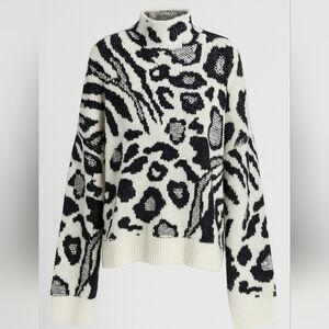 Forever 21 Black and White Animal Print Sweater Oversized Mock Neck Medi…